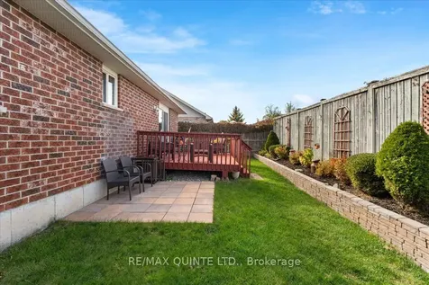 42 Spruce Gardens Belleville ON K8N 5Y6