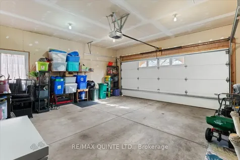 42 Spruce Gardens Belleville ON K8N 5Y6