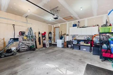 42 Spruce Gardens Belleville ON K8N 5Y6