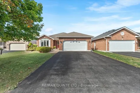 42 Spruce Gardens Belleville ON K8N 5Y6