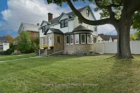 61 Daniel Street N Arnprior ON K7S 2K6