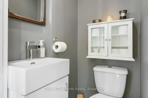 61 Daniel Street N Arnprior ON K7S 2K6