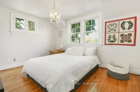 61 Daniel Street N Arnprior ON K7S 2K6