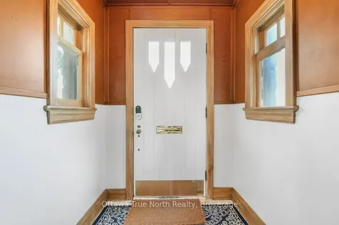 61 Daniel Street N Arnprior ON K7S 2K6