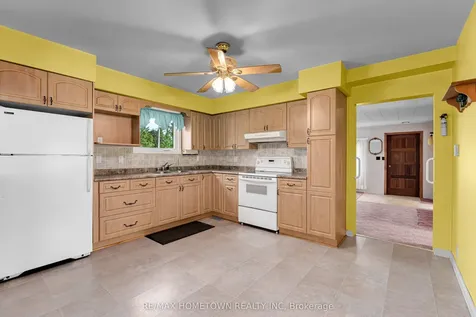 28 Wiltse Street E Athens ON K0E 1B0