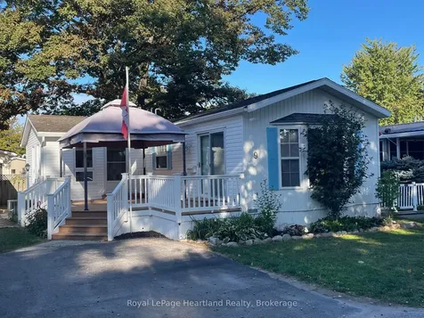 9 Algonquin Lane Ashfield-colborne-wawanosh ON N7A 3Y2