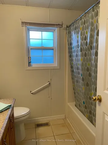 9 Algonquin Lane Ashfield-colborne-wawanosh ON N7A 3Y2