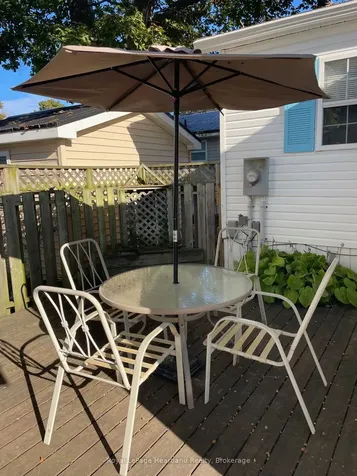 9 Algonquin Lane Ashfield-colborne-wawanosh ON N7A 3Y2