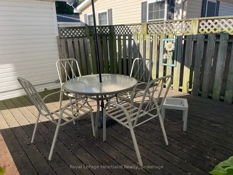 9 Algonquin Lane Ashfield-colborne-wawanosh ON N7A 3Y2