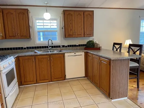 9 Algonquin Lane Ashfield-colborne-wawanosh ON N7A 3Y2