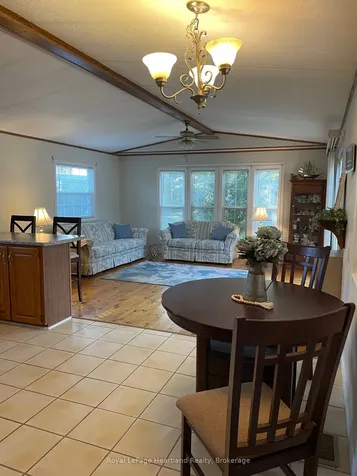 9 Algonquin Lane Ashfield-colborne-wawanosh ON N7A 3Y2