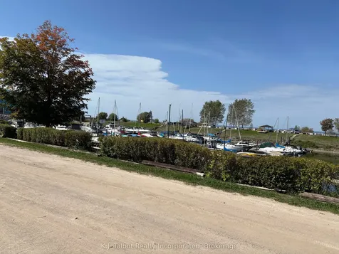 81344 Champlain Boulevard Ashfield-colborne-wawanosh ON N7A 3Y2