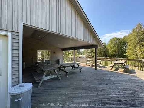 81344 Champlain Boulevard Ashfield-colborne-wawanosh ON N7A 3Y2