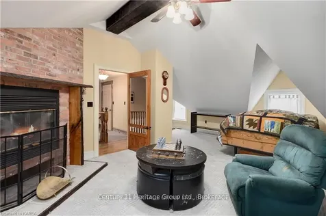 7387 County Road 9 N/a Greater Napanee ON K7R 3K8