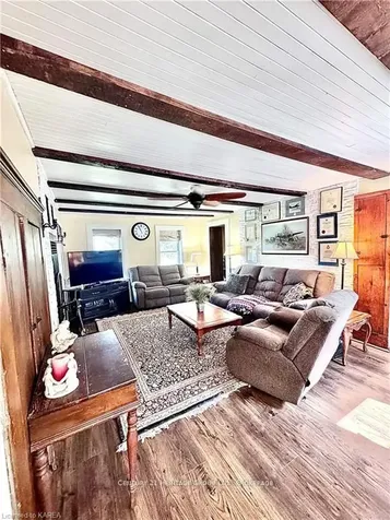 7387 County Road 9 N/a Greater Napanee ON K7R 3K8