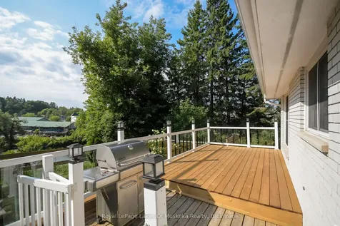 30 Taylor Road Bracebridge ON P1L 1J6