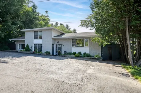 30 Taylor Road Bracebridge ON P1L 1J6