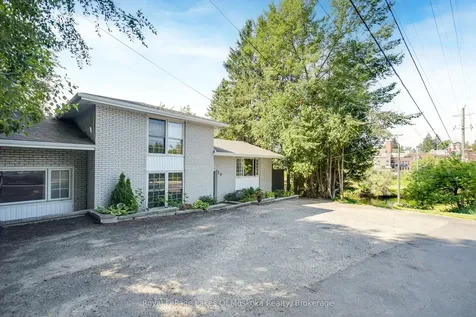 30 Taylor Road Bracebridge ON P1L 1J6