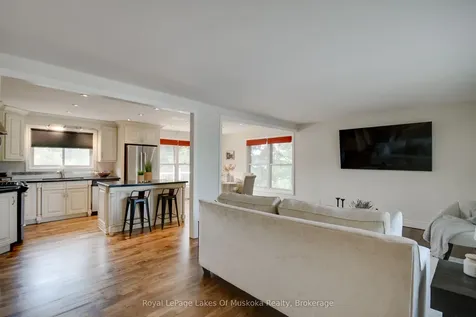 30 Taylor Road Bracebridge ON P1L 1J6