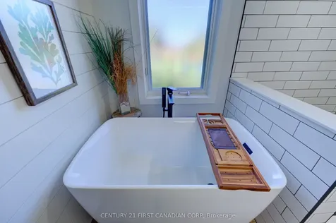 325 Brant County 18 Road Brant ON N3S 0H4