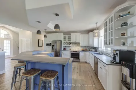 325 Brant County 18 Road Brant ON N3S 0H4