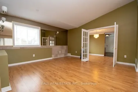 1684 Sherbrooke Street Peterborough ON K9J 6X4