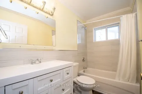 1684 Sherbrooke Street Peterborough ON K9J 6X4
