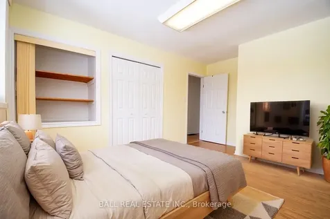1684 Sherbrooke Street Peterborough ON K9J 6X4