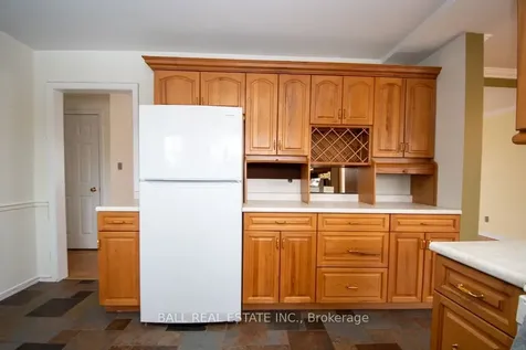 1684 Sherbrooke Street Peterborough ON K9J 6X4