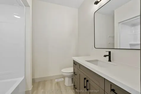 34 Hollingsworth Street Cramahe ON K0K 1S0