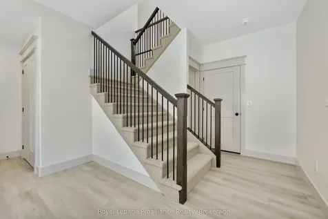 34 Hollingsworth Street Cramahe ON K0K 1S0