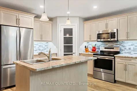 25 Sandhu Crescent Belleville ON K8P 0G7