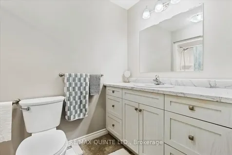 25 Sandhu Crescent Belleville ON K8P 0G7