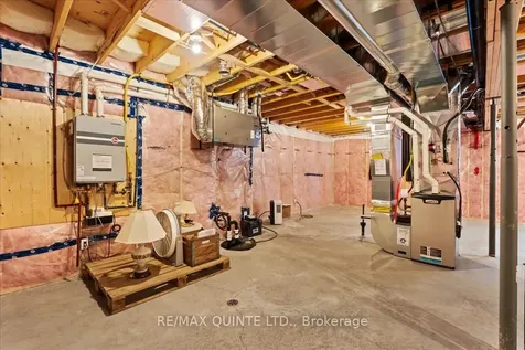 25 Sandhu Crescent Belleville ON K8P 0G7