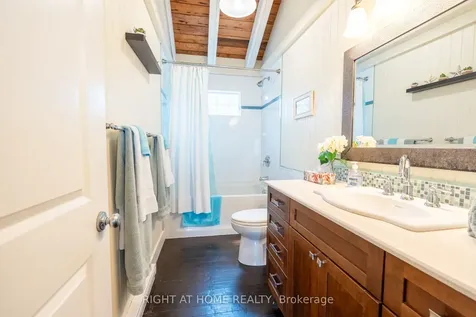 86647 Amberley Beach Road Ashfield-colborne-wawanosh ON N7A 3Y4