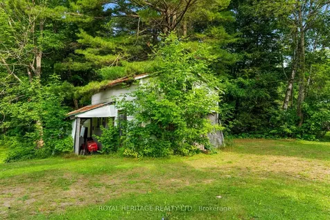 17415 35 Highway Algonquin Highlands ON K0M 2K0