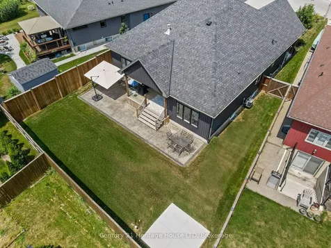 281 Regatta Drive Welland ON L3B 6E7