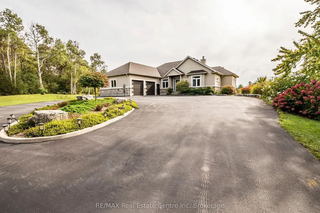 6805 Wellington Road 34 Drive S Puslinch ON N3C 2V4