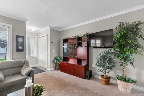 17 Huron Heights Drive Ashfield-colborne-wawanosh ON N7A 0B1