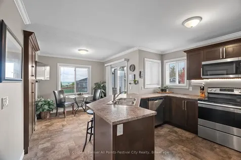 17 Huron Heights Drive Ashfield-colborne-wawanosh ON N7A 0B1