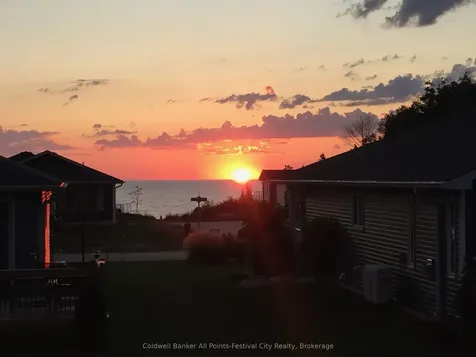 17 Huron Heights Drive Ashfield-colborne-wawanosh ON N7A 0B1