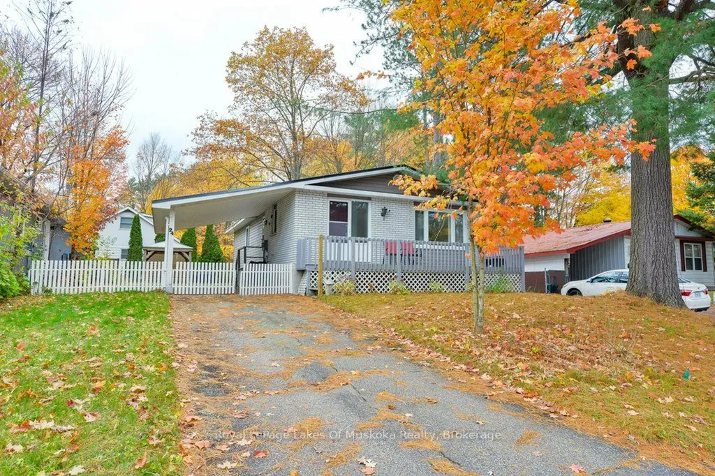 24 Dudley Drive Bracebridge ON P1L 1K3
