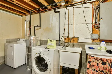 24 Dudley Drive Bracebridge ON P1L 1K3