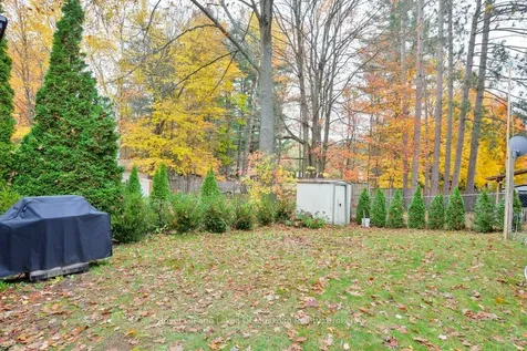 24 Dudley Drive Bracebridge ON P1L 1K3