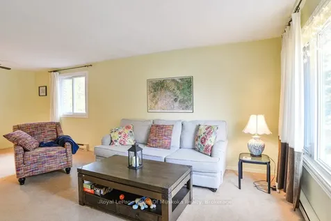 24 Dudley Drive Bracebridge ON P1L 1K3