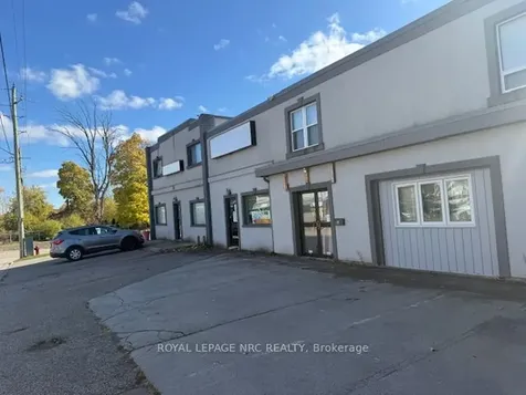 6102 Perkins Street Niagara Falls ON L2E 5R8