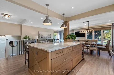39 Rosemount Avenue Port Colborne ON L3K 5P8