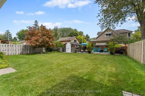 39 Rosemount Avenue Port Colborne ON L3K 5P8