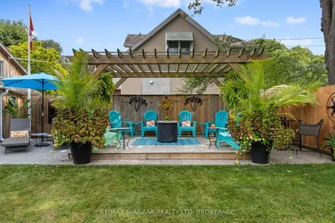39 Rosemount Avenue Port Colborne ON L3K 5P8