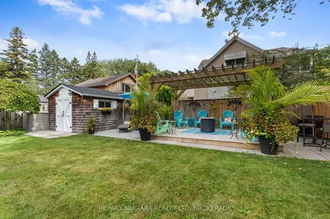 39 Rosemount Avenue Port Colborne ON L3K 5P8
